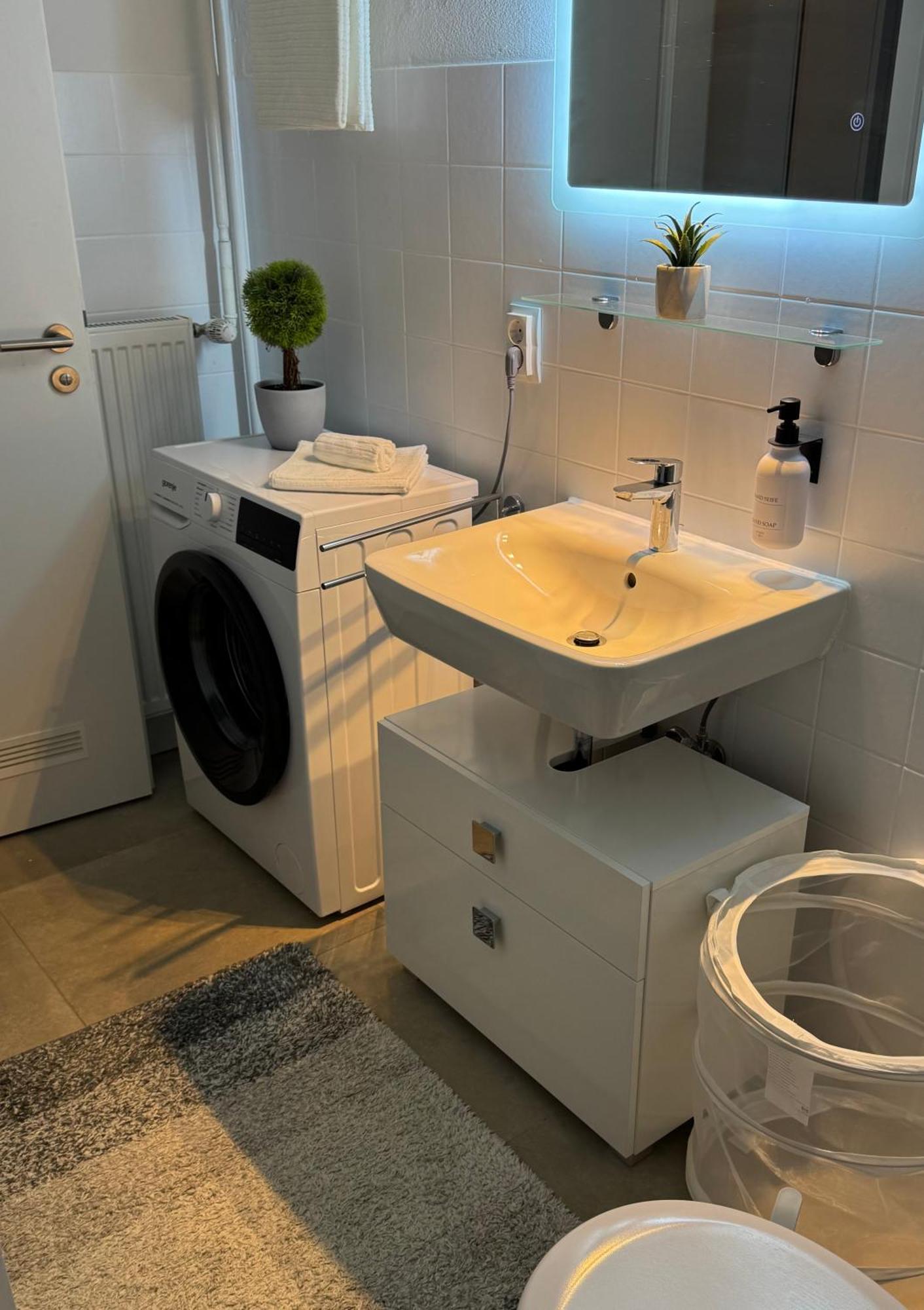 Moderne Wohnung Mit Waldflair Und Kaffeegenuss 파더본 외부 사진